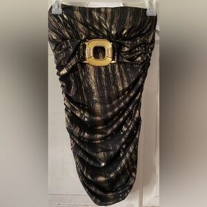 Black and gold sleeveless shirt